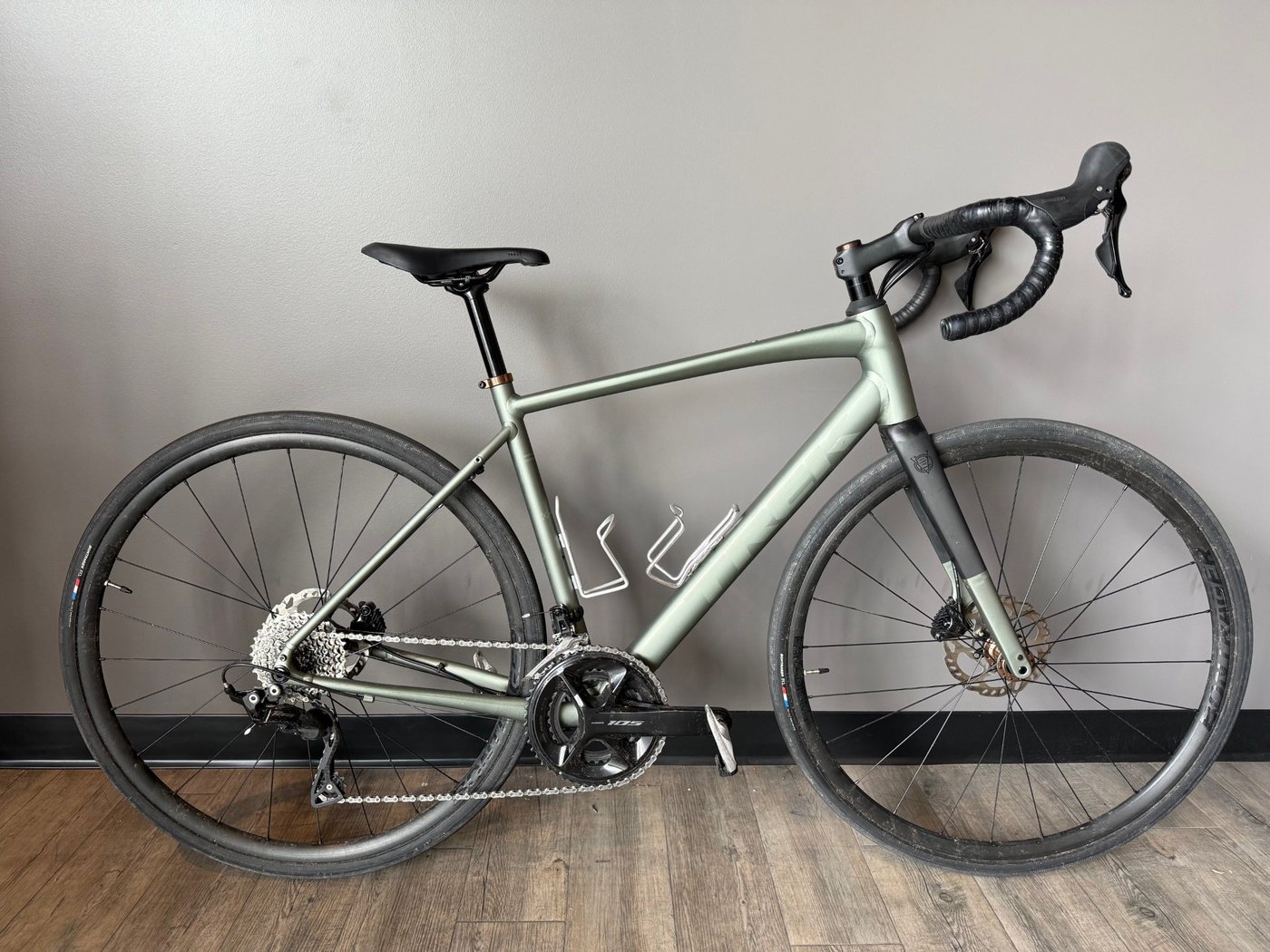 Trek Domane AL 5 (sage green)